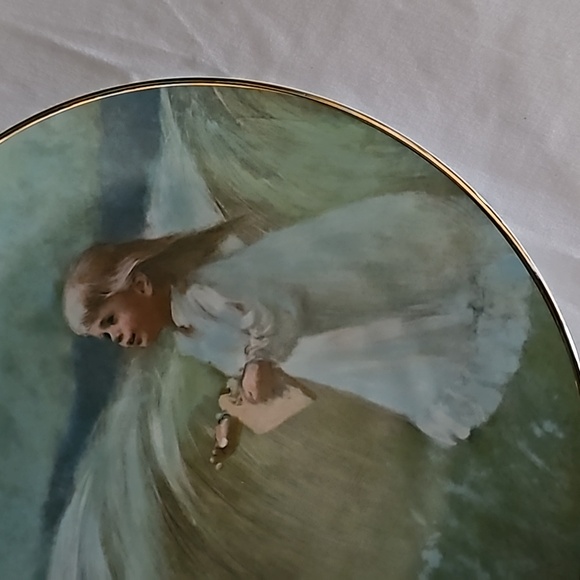 Thornton Ulz "A Friend In The Sky" Precious Moments Collection Plate - Picture 5 of 12
